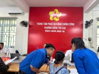 Đoàn Trường Cao đẳng Cao Bằng tình nguyện hỗ trợ vận hành mô hình chính quyền địa phương 2 cấp và cung cấp dịch vụ công trực tuyến